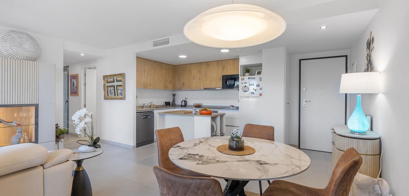 2 slaapkamer Appartement te koop in Punta Prima - € 519.000 (Ref: 9788783)