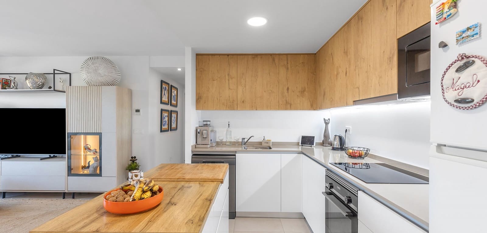 2 slaapkamer Appartement te koop in Punta Prima - € 519.000 (Ref: 9788783)