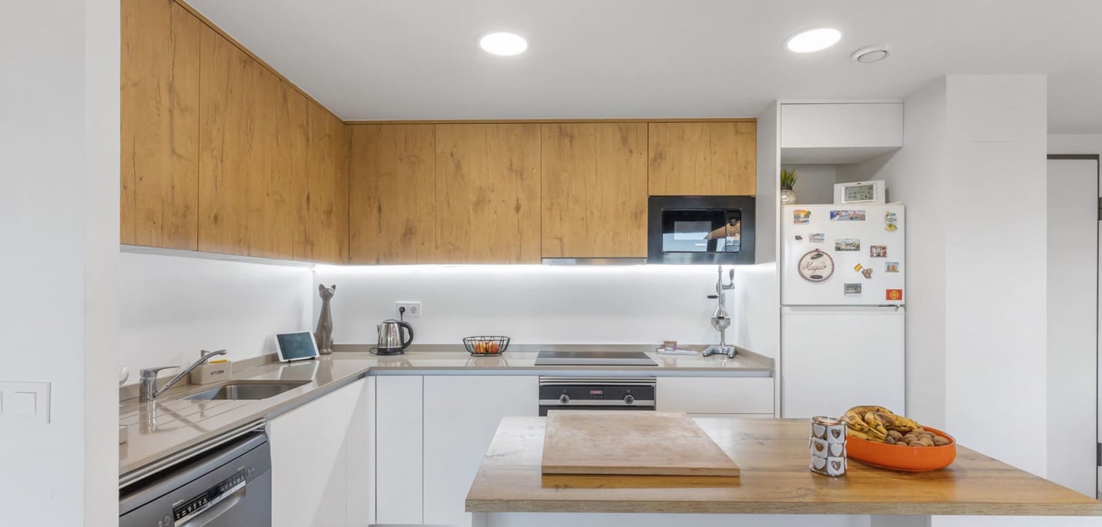 2 slaapkamer Appartement te koop in Punta Prima - € 519.000 (Ref: 9788783)