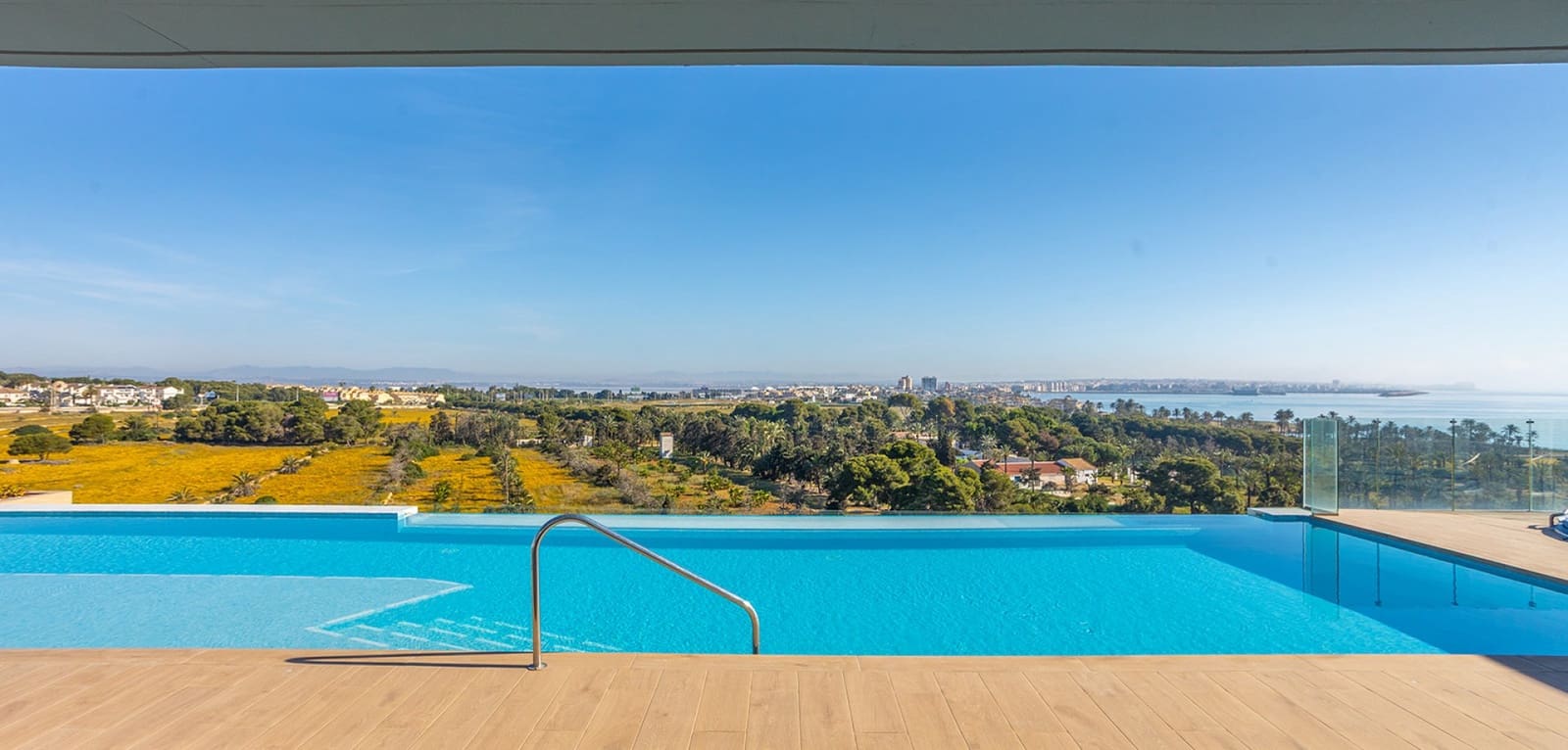 2 bedroom Apartment for sale in Punta Prima - € 519,000 (Ref: 9788783)