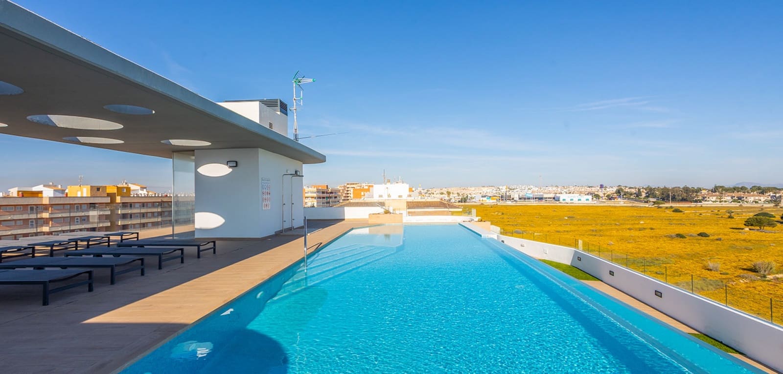 2 bedroom Apartment for sale in Punta Prima - € 519,000 (Ref: 9788783)