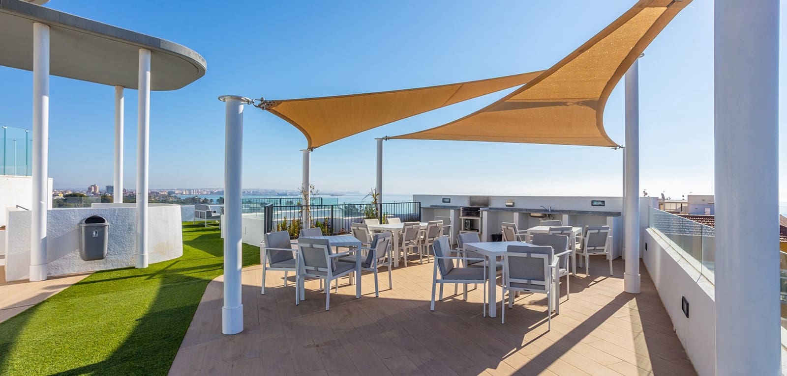 2 bedroom Apartment for sale in Punta Prima - € 519,000 (Ref: 9788783)