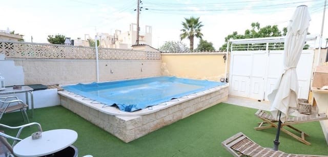 3 soveværelse Byhus til salg i El Chaparral - La Siesta - La Torreta, Torrevieja med swimmingpool - € 209.000 (Ref: 9788784)