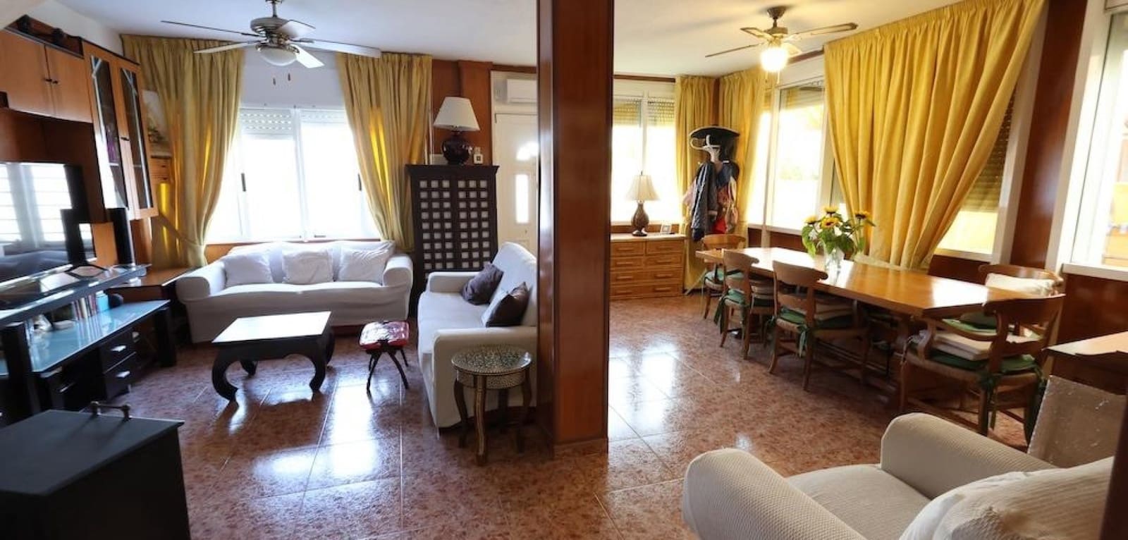 3 soveværelse Byhus til salg i Torrevieja med swimmingpool - € 209.000 (Ref: 9788784)