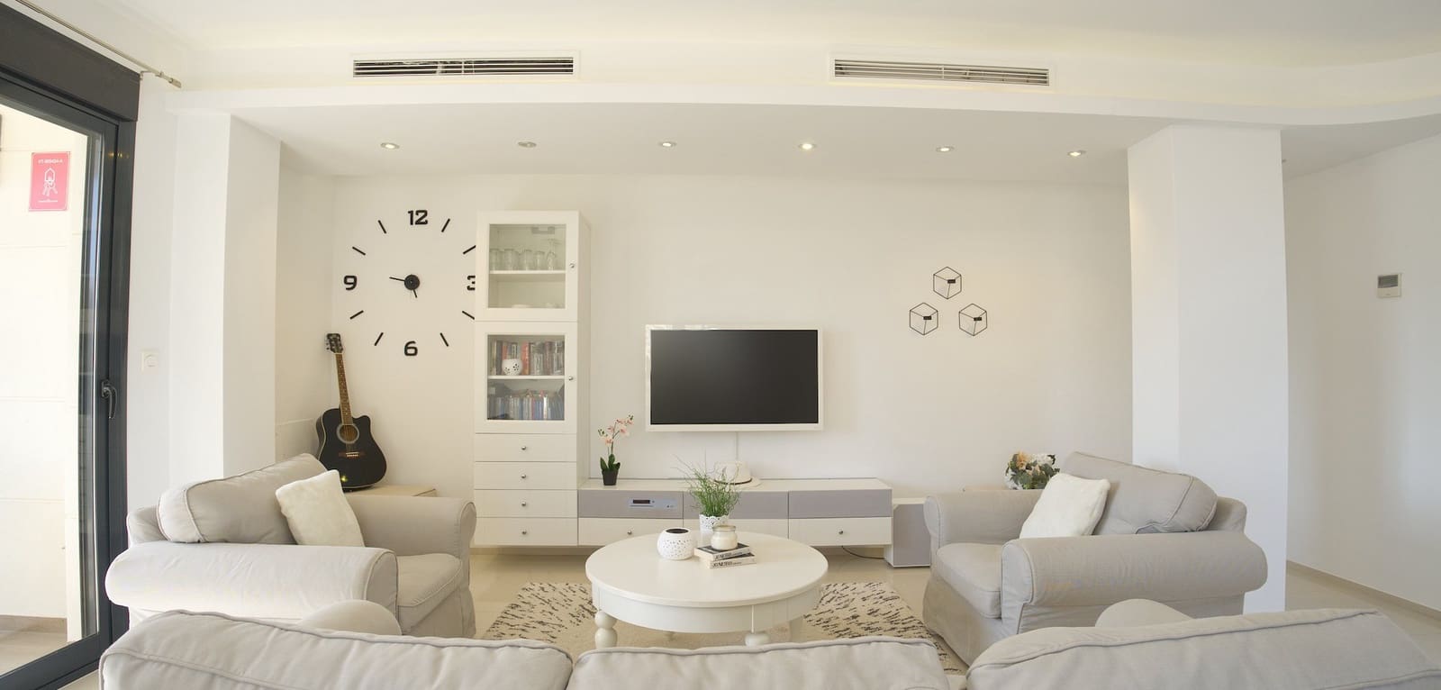 3 sovrum Hus till salu i La Zenia med pool - 590 000 € (Ref: 9788785)