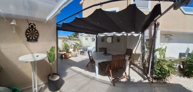 3 soveværelse Villa til salg i Las Filipinas med swimmingpool - € 369.995 (Ref: 9793484)