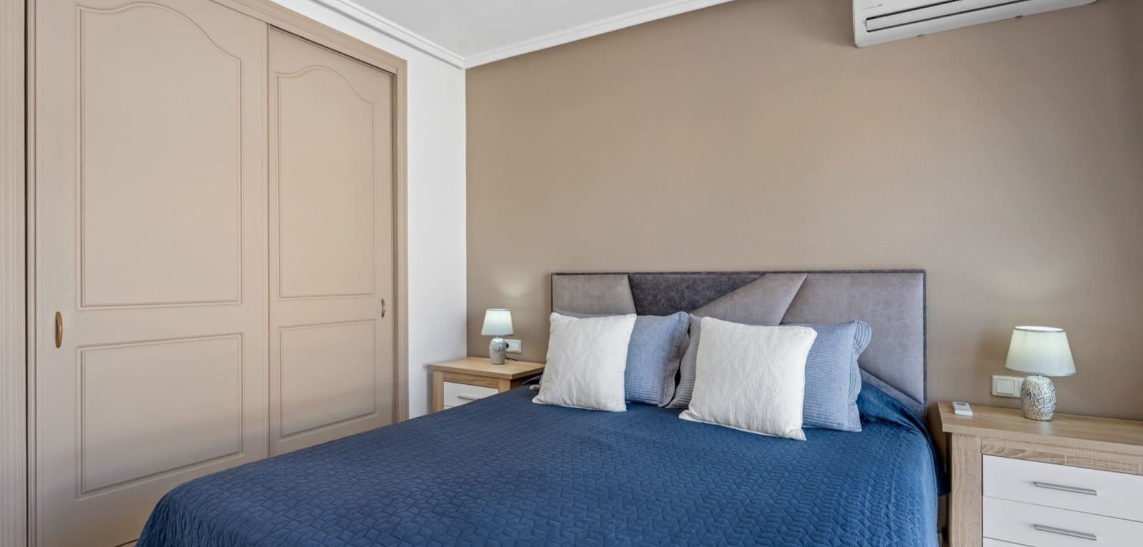 3 makuuhuone Huvila myytävänä paikassa Ciudad Quesada mukana uima-altaan - 239 000 € (Ref: 9793485)