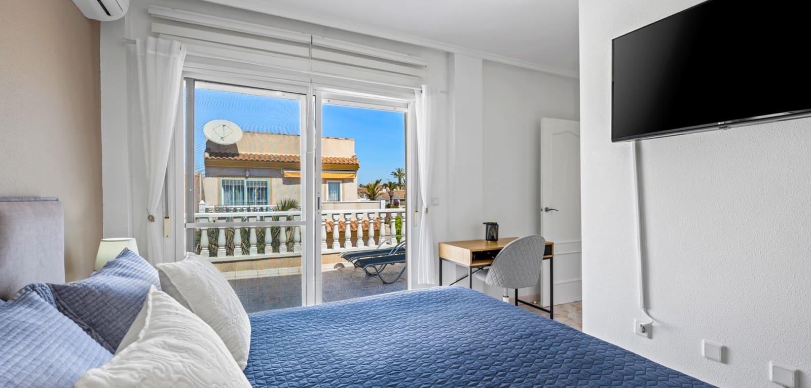 3 makuuhuone Huvila myytävänä paikassa Ciudad Quesada mukana uima-altaan - 239 000 € (Ref: 9793485)