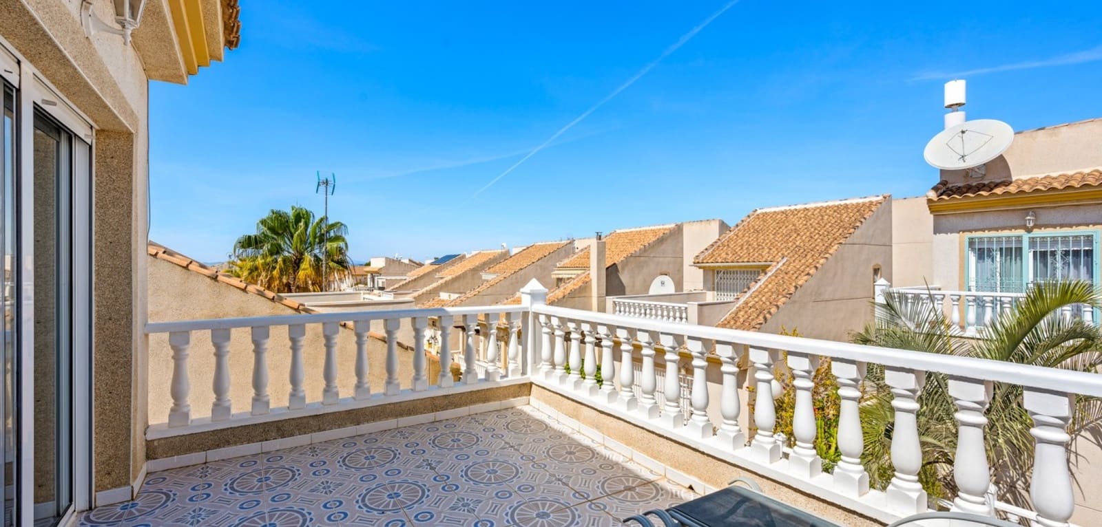 3 makuuhuone Huvila myytävänä paikassa Ciudad Quesada mukana uima-altaan - 239 000 € (Ref: 9793485)