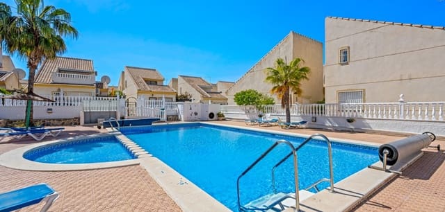 3 slaapkamer Villa te koop in Ciudad Quesada, Rojales met zwembad - € 239.000 (Ref: 9793485)