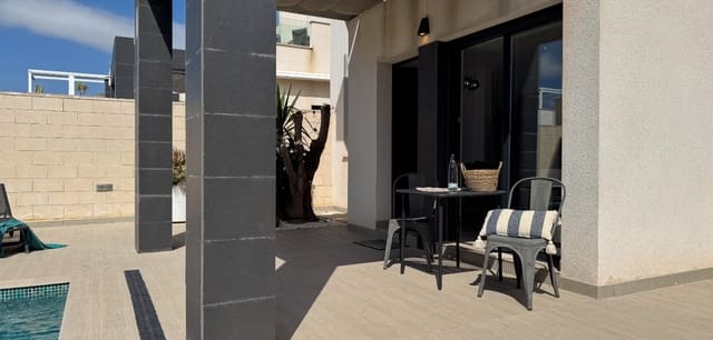 3 soveværelse Villa til salg i Ciudad Quesada, Rojales med swimmingpool - € 395.000 (Ref: 9793486)