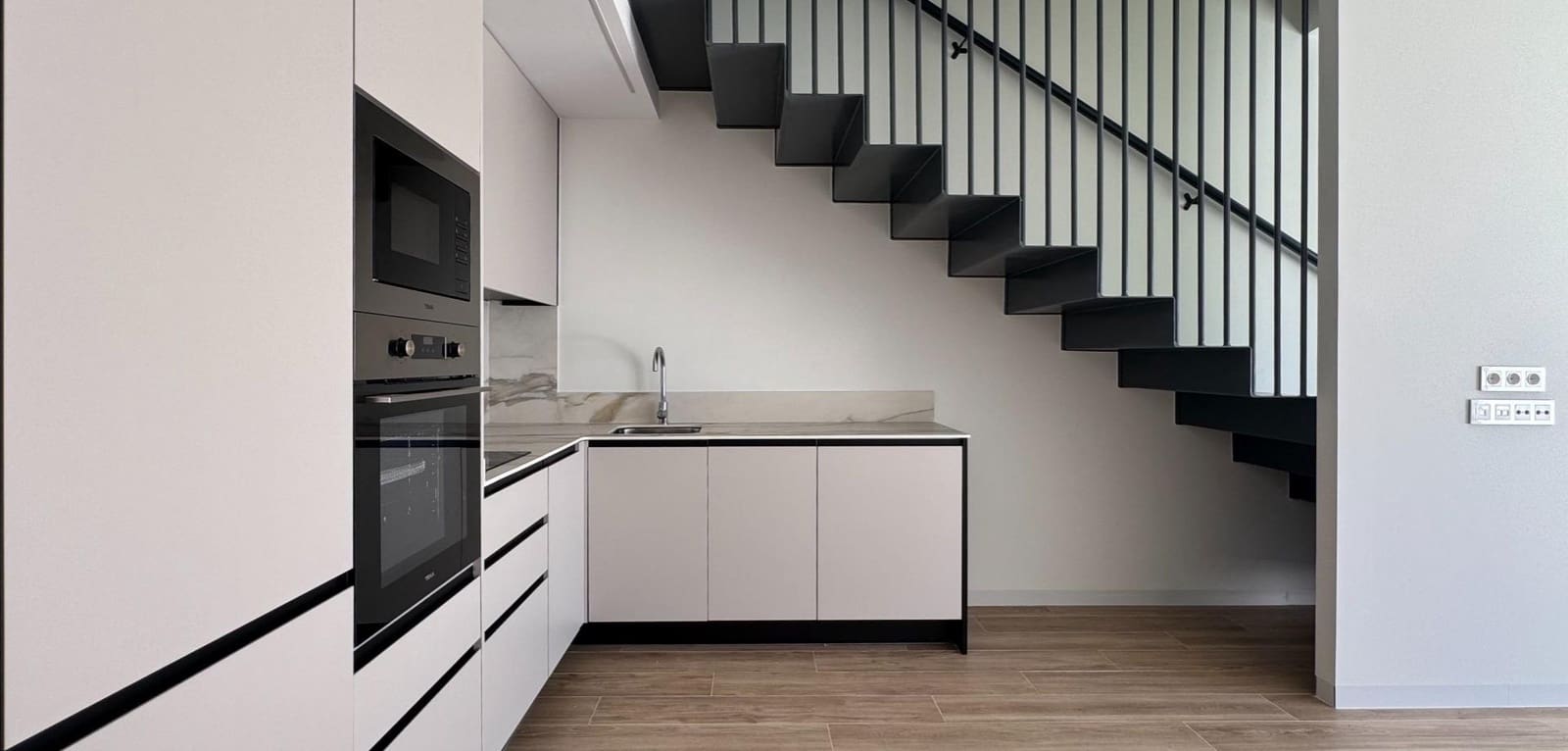 3 makuuhuone Huvila myytävänä paikassa Orihuela Costa mukana uima-altaan - 400 000 € (Ref: 9793487)