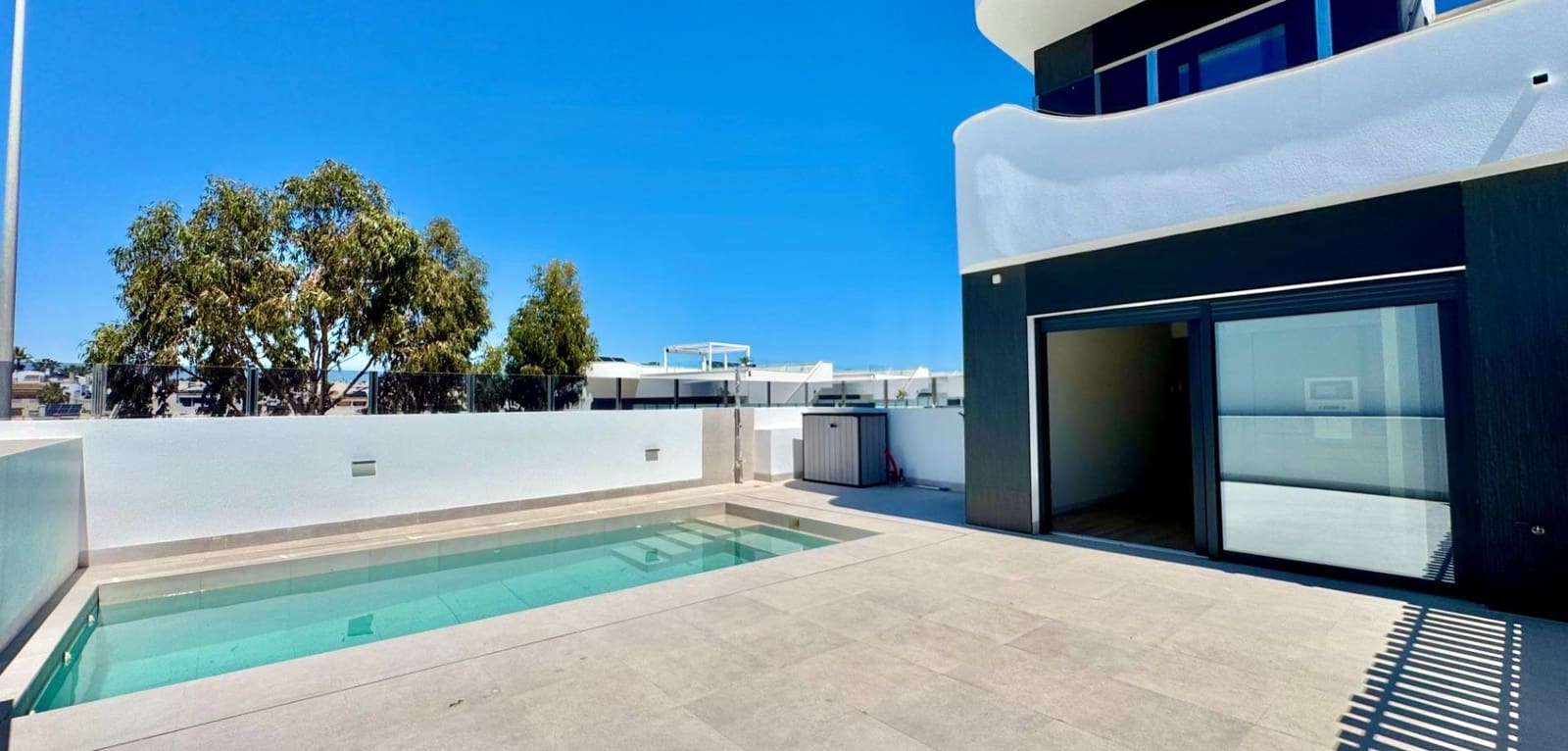 3 makuuhuone Huvila myytävänä paikassa Orihuela Costa mukana uima-altaan - 400 000 € (Ref: 9793487)