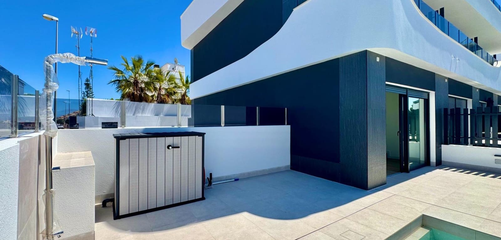 3 makuuhuone Huvila myytävänä paikassa Orihuela Costa mukana uima-altaan - 400 000 € (Ref: 9793487)