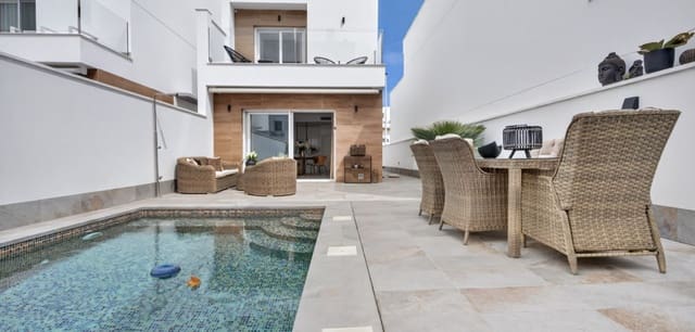 4 chambre Villa/Maison à vendre à Orihuela Costa, Orihuela avec piscine - 519 000 € (Ref: 9797466)