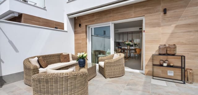 4 chambre Villa/Maison à vendre à Orihuela Costa, Orihuela avec piscine - 519 000 € (Ref: 9797466)
