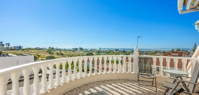 3 bedroom Villa for sale in Ciudad Quesada, Rojales - € 495,000 (Ref: 9797467)