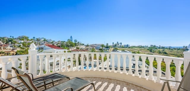 3 bedroom Villa for sale in Ciudad Quesada, Rojales - € 495,000 (Ref: 9797467)