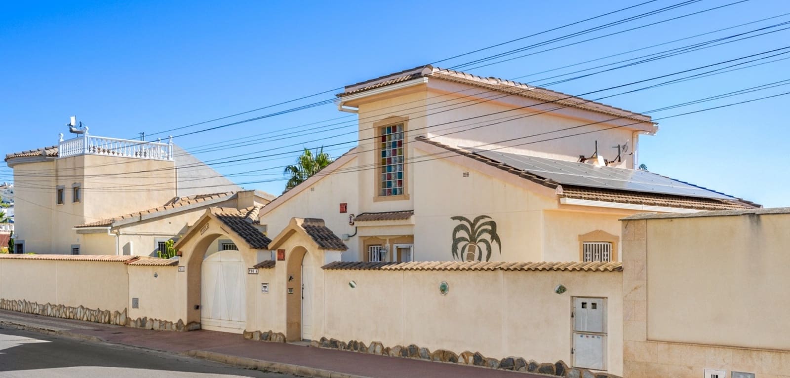 3 bedroom Villa for sale in Ciudad Quesada - € 495,000 (Ref: 9797467)