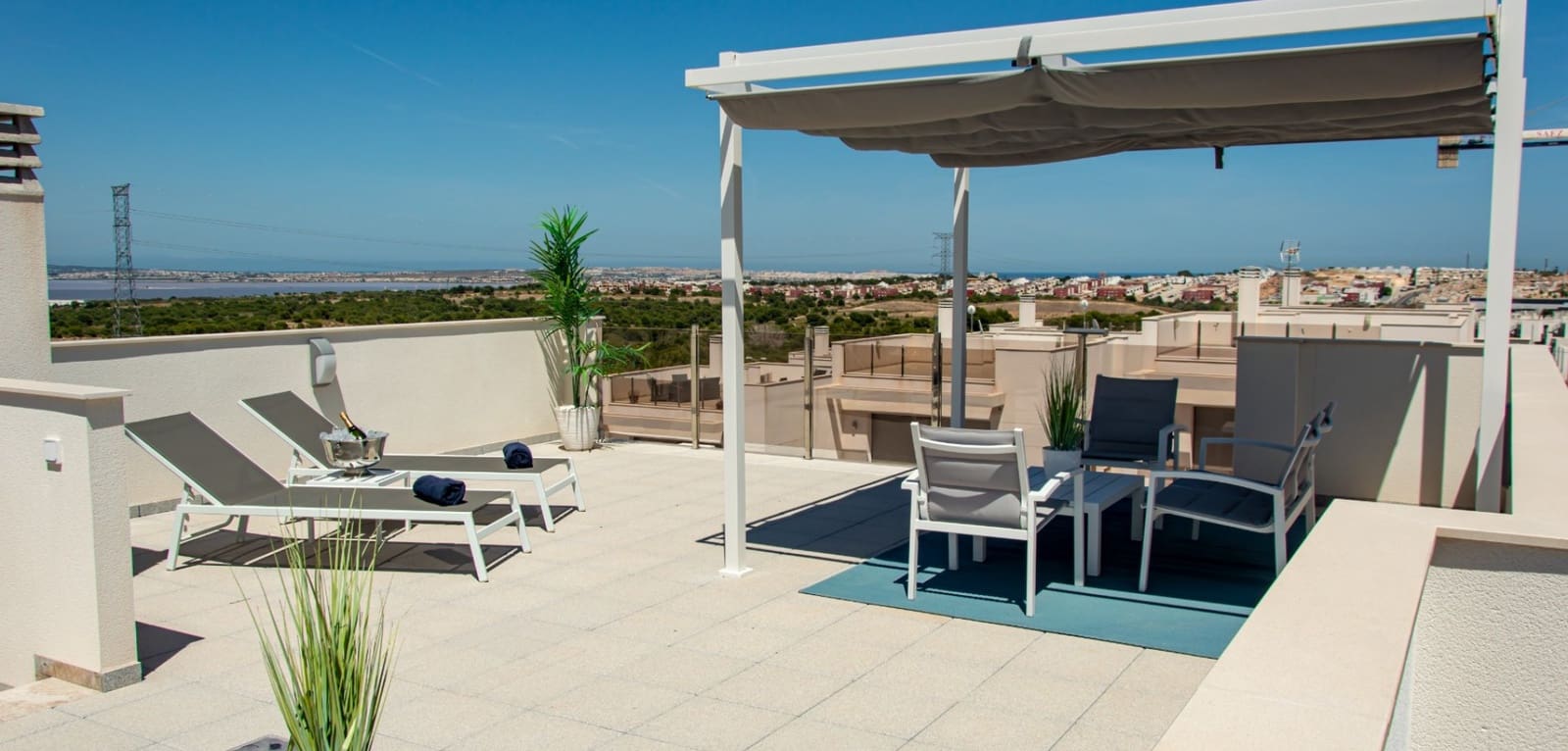 3 soverom Villa til salgs i Villamartin med svømmebasseng - € 525 000 (Ref: 9800738)