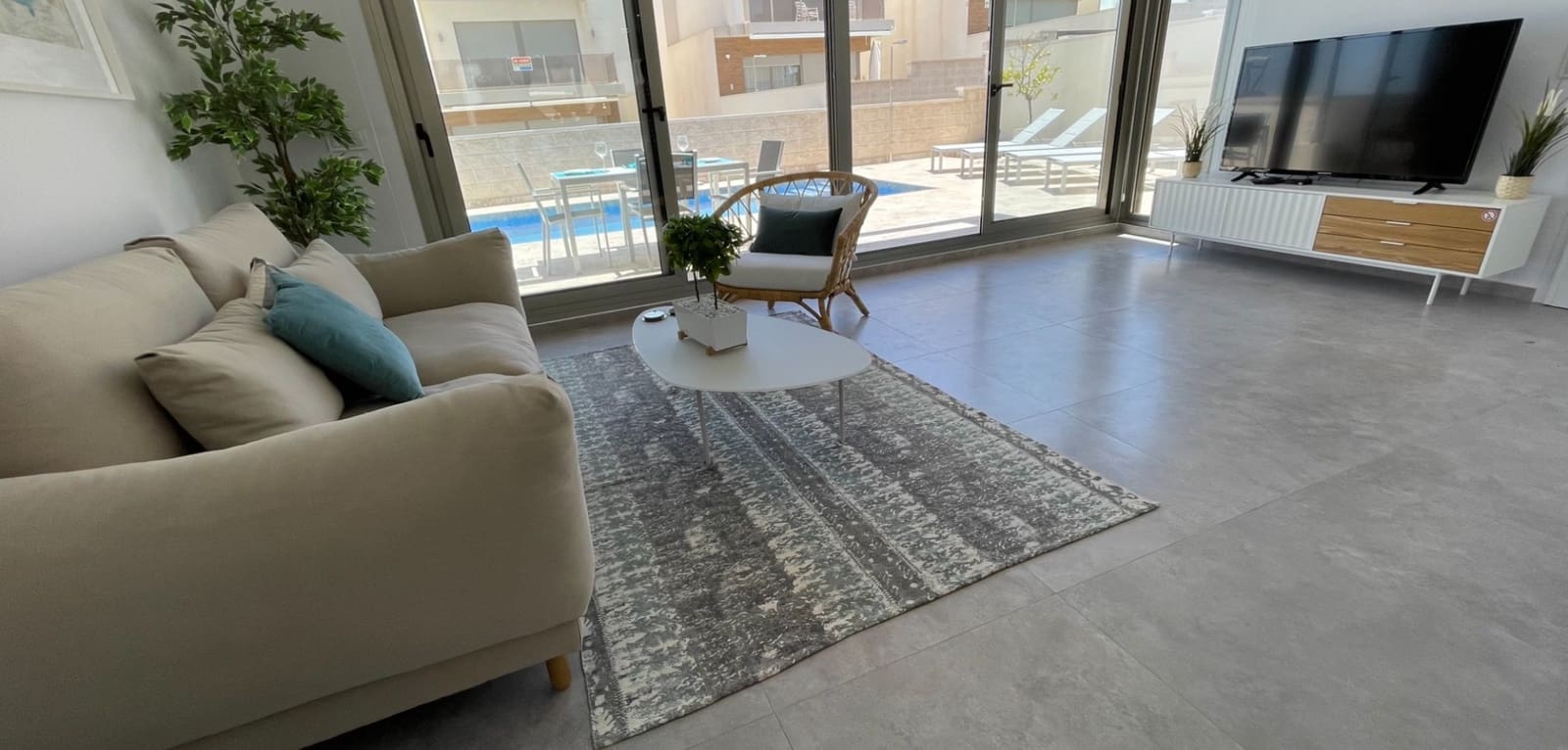 3 soverom Villa til salgs i Villamartin med svømmebasseng - € 525 000 (Ref: 9800738)