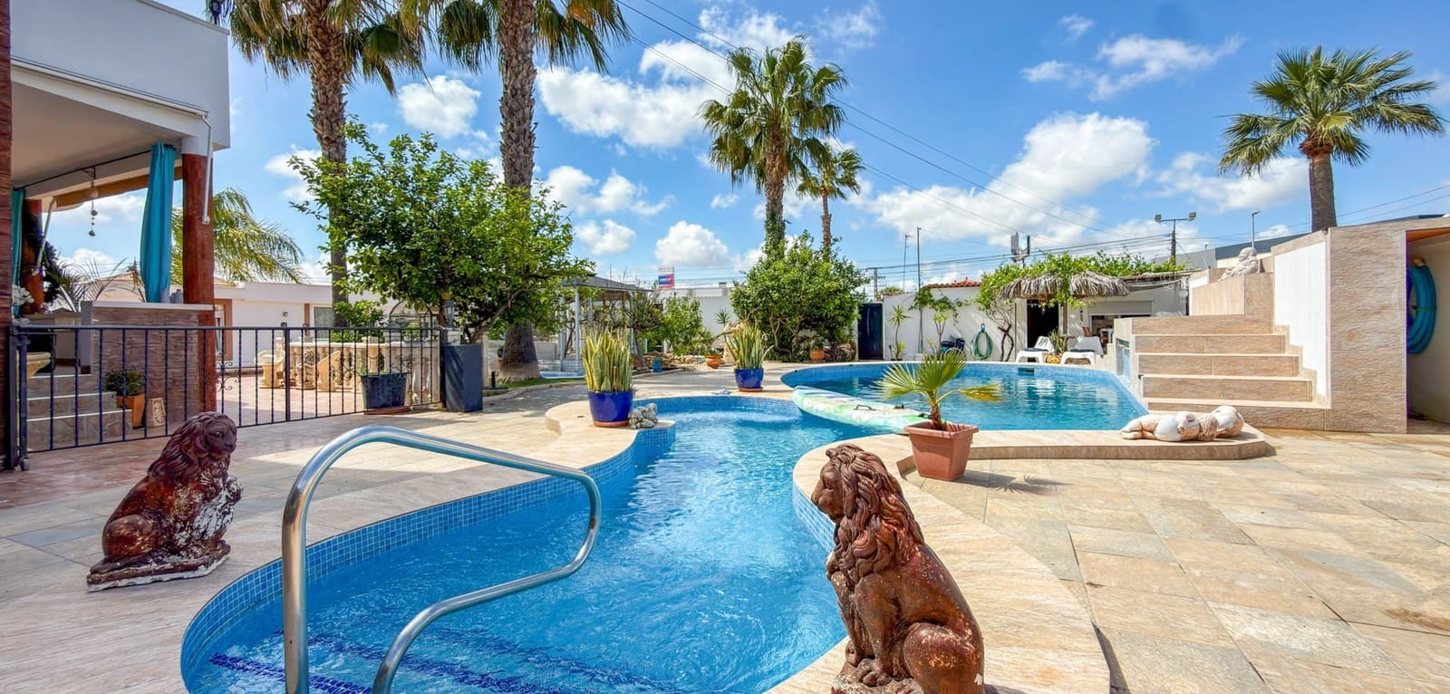 7 bedroom Villa for sale in Ciudad Quesada with pool - € 1,299,000 (Ref: 9804845)