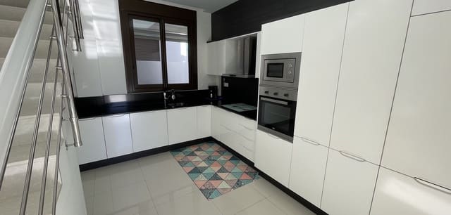 2 camera da letto Villetta Bifamiliare in vendita in Villamartin, Orihuela - 299.000 € (Rif: 9806807)