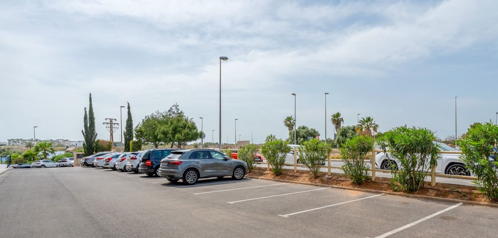 2 bedroom Apartment for sale in La Zenia with pool - € 249,900 (Ref: 9808576)