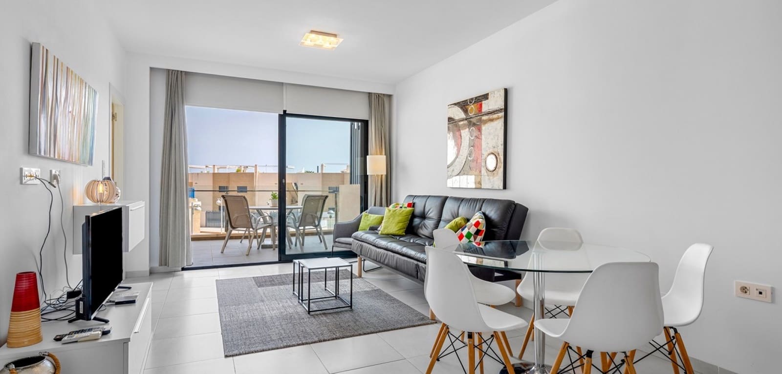 2 bedroom Apartment for sale in La Zenia with pool - € 249,900 (Ref: 9808576)