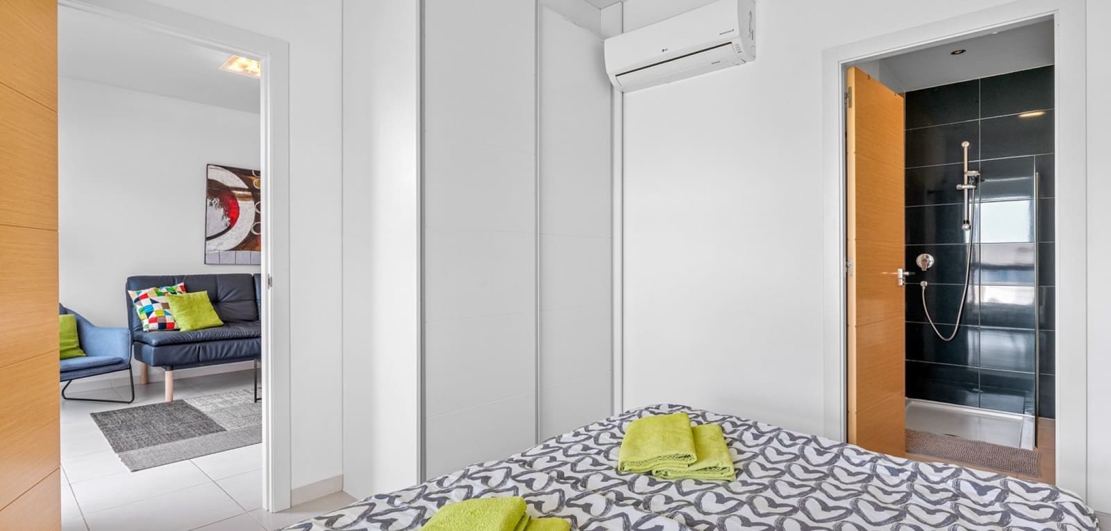 2 bedroom Apartment for sale in La Zenia with pool - € 249,900 (Ref: 9808576)