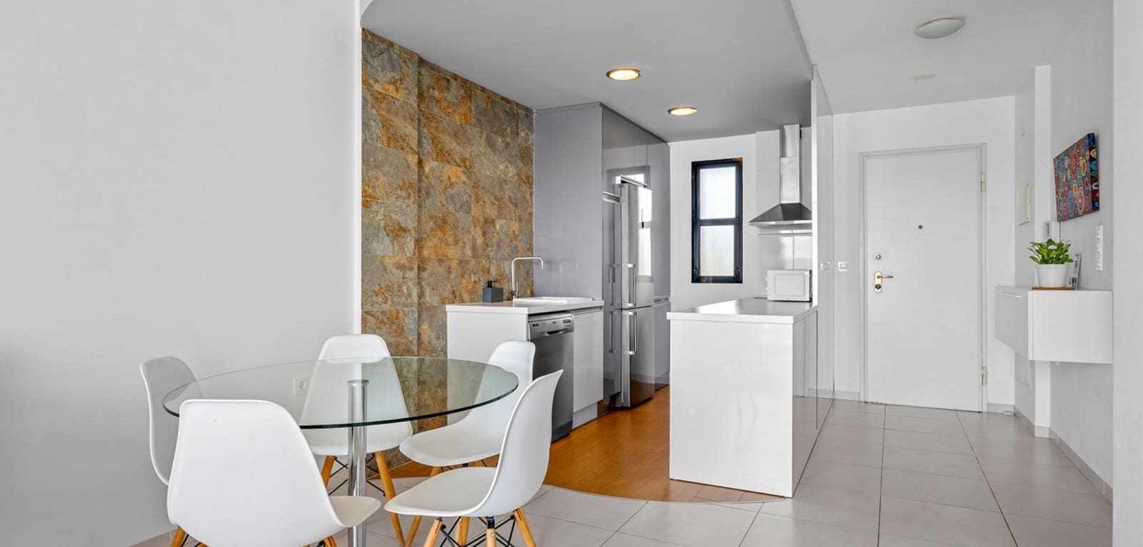 2 bedroom Apartment for sale in La Zenia with pool - € 249,900 (Ref: 9808576)