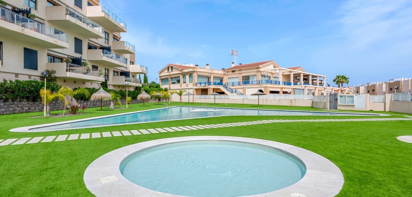 2 bedroom Apartment for sale in La Zenia with pool - € 249,900 (Ref: 9808576)