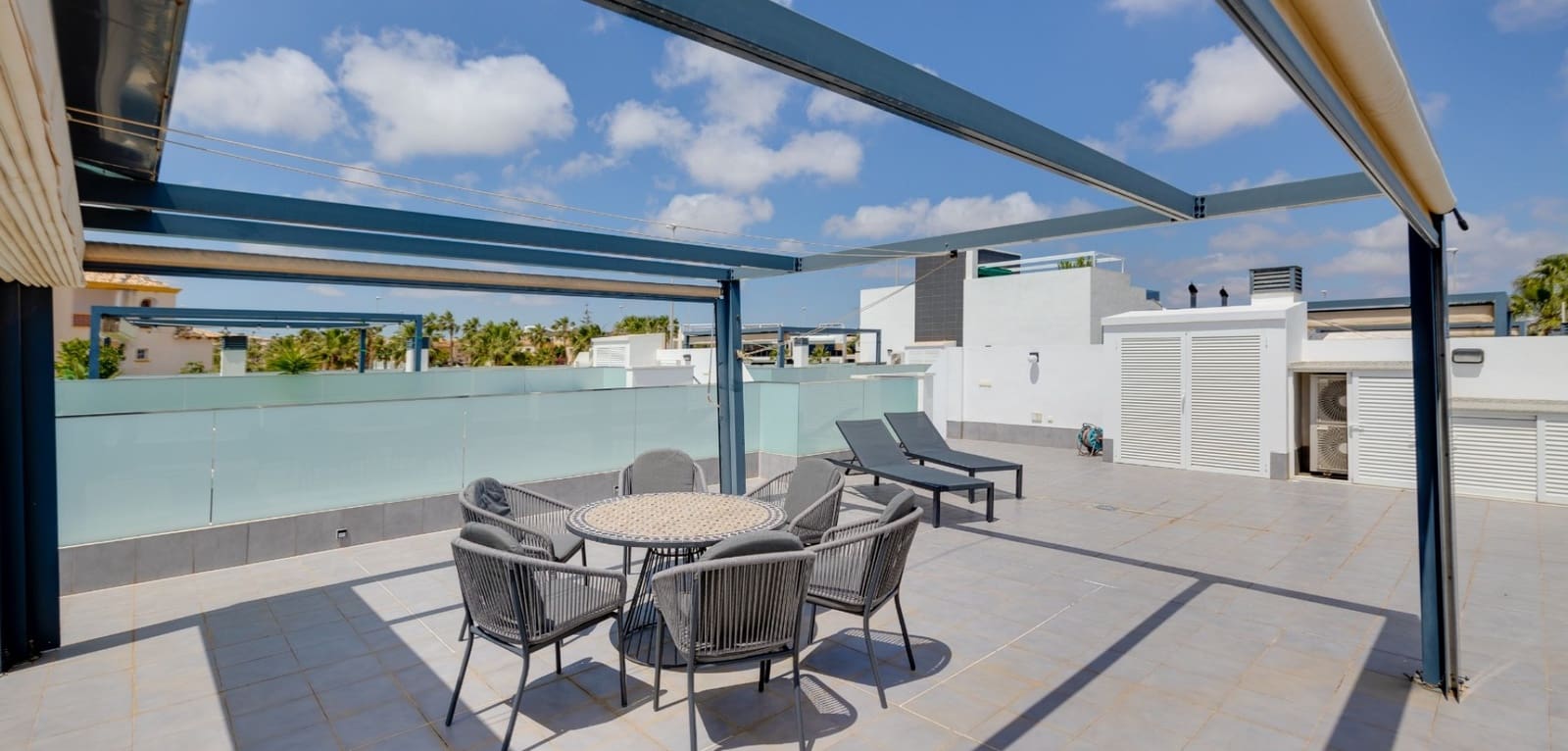 3 Zimmer Villa zu verkaufen in Cabo Roig mit Pool - 420.000 € (Ref: 9813452)