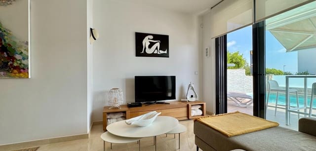 3 makuuhuone Huvila myytävänä paikassa San Miguel de Salinas mukana uima-altaan - 399 000 € (Ref: 9814620)
