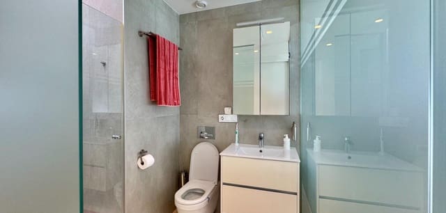 3 makuuhuone Huvila myytävänä paikassa San Miguel de Salinas mukana uima-altaan - 399 000 € (Ref: 9814620)