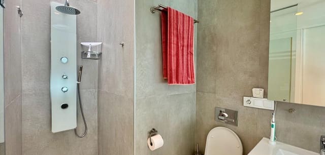 3 makuuhuone Huvila myytävänä paikassa San Miguel de Salinas mukana uima-altaan - 399 000 € (Ref: 9814620)