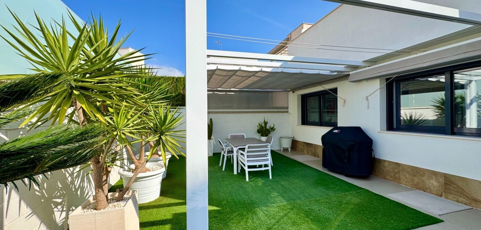 3 Zimmer Villa zu verkaufen in San Miguel de Salinas mit Pool - 399.000 € (Ref: 9814620)