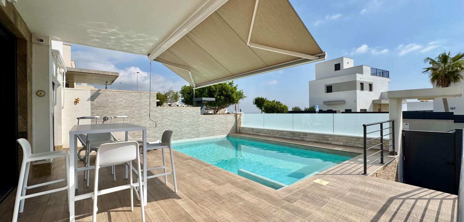 3 Zimmer Villa zu verkaufen in San Miguel de Salinas mit Pool - 399.000 € (Ref: 9814620)