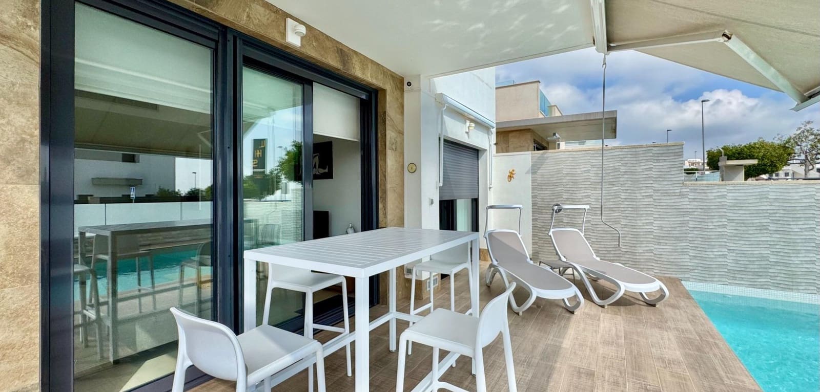 3 Zimmer Villa zu verkaufen in San Miguel de Salinas mit Pool - 399.000 € (Ref: 9814620)
