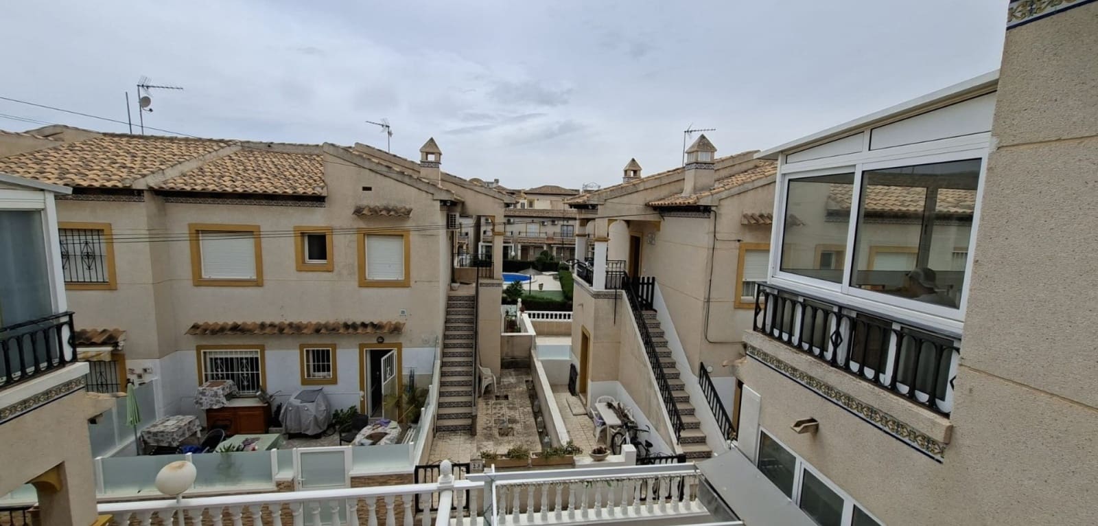2 soverom Leilighet til salgs i Playa Flamenca med svømmebasseng - € 179 000 (Ref: 9814621)