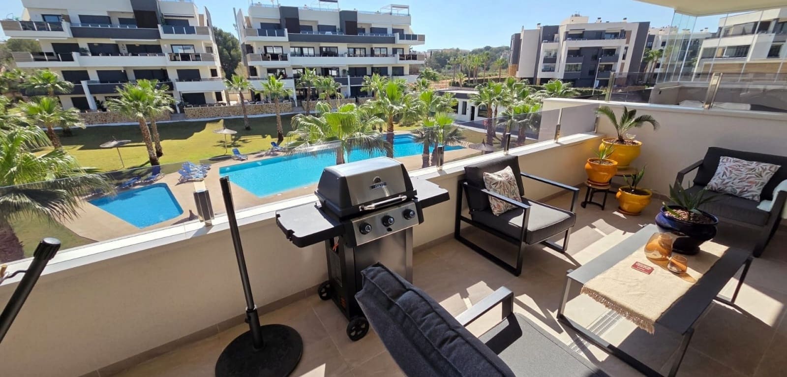 2 sovrum Lägenhet till salu i Los Altos med pool - 289 900 € (Ref: 9814622)