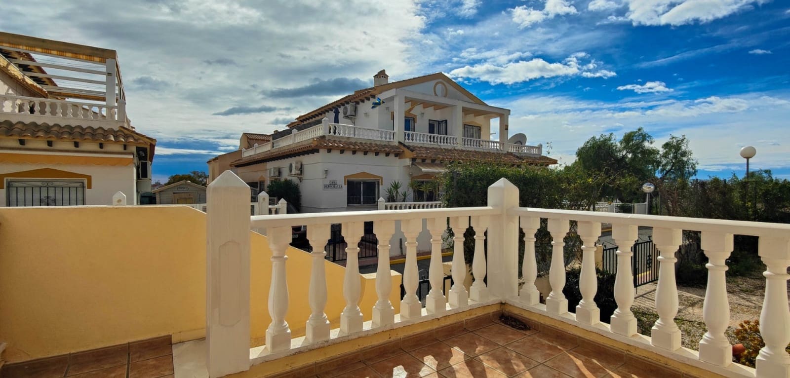3 chambre Maison de Ville à vendre à La Florida avec piscine - 235 000 € (Ref: 9814623)