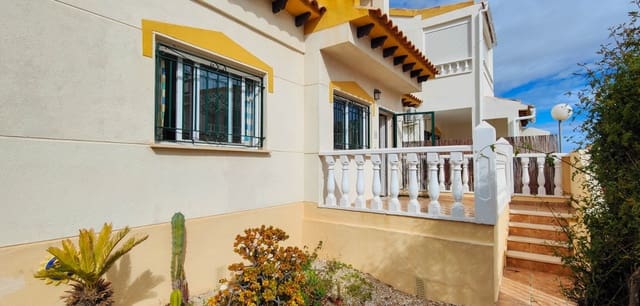 3 chambre Maison de Ville à vendre à La Florida, Orihuela avec piscine - 235 000 € (Ref: 9814623)