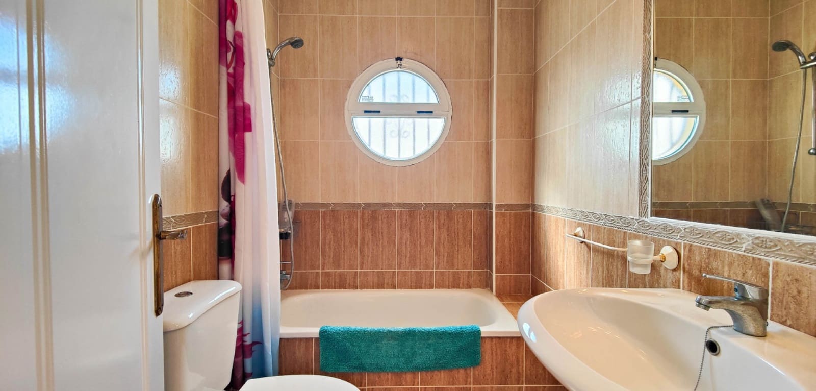 3 chambre Maison de Ville à vendre à La Florida avec piscine - 235 000 € (Ref: 9814623)