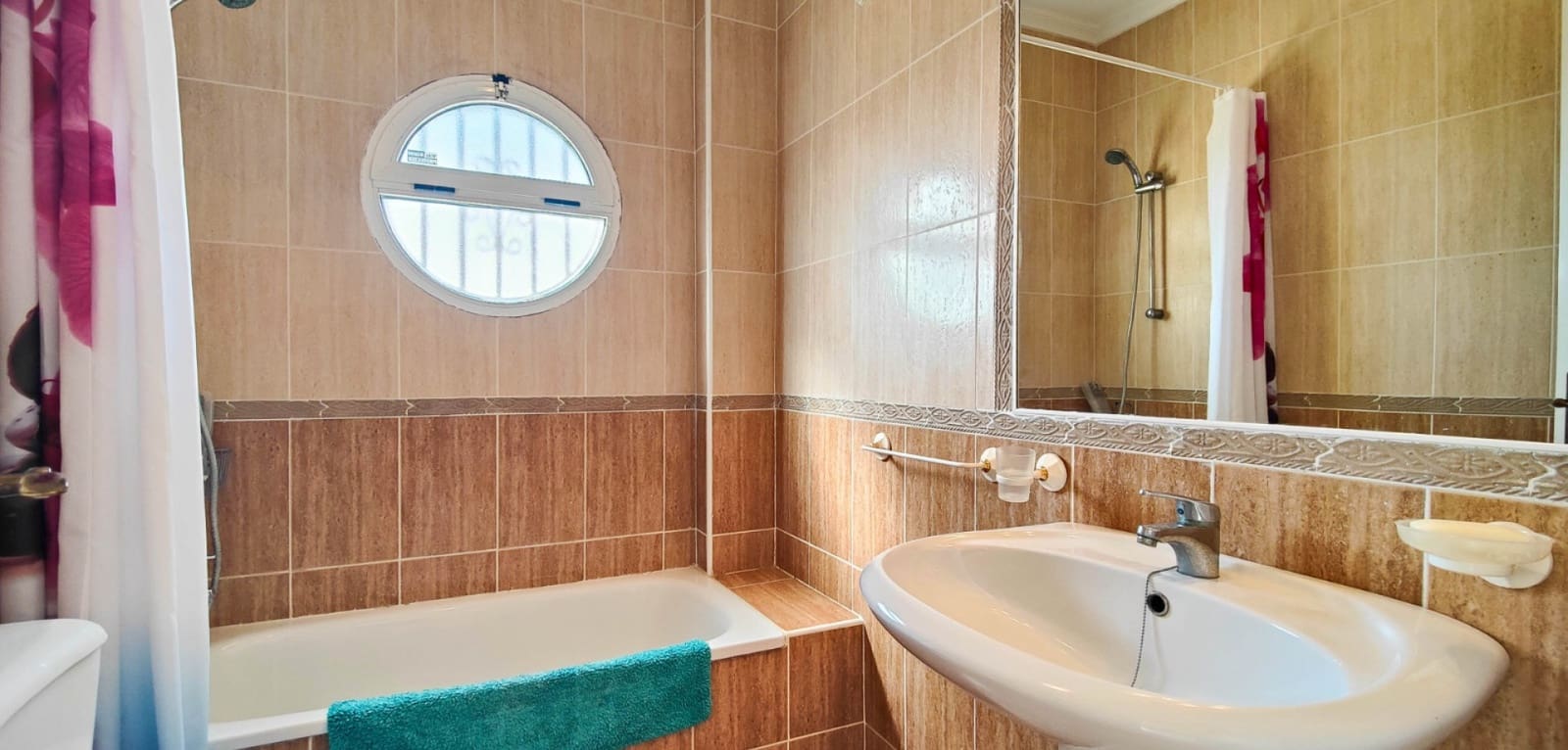 3 chambre Maison de Ville à vendre à La Florida avec piscine - 235 000 € (Ref: 9814623)
