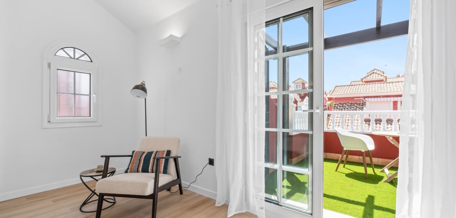 3 bedroom Villa for sale in Villamartin with pool - € 269,000 (Ref: 9830287)