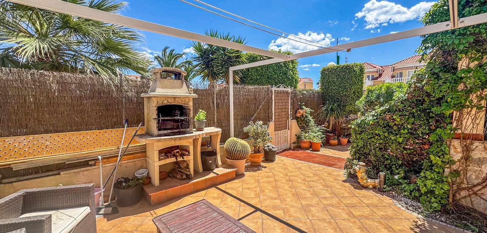 Bungalow de 3 habitaciones en Orihuela Costa en venta con piscina garaje - 199.900 € (Ref: 9834266)