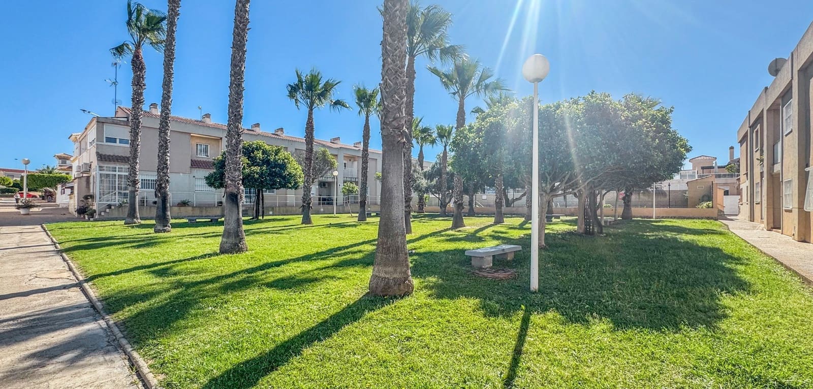 2 chambre Appartement à vendre à Torrevieja avec piscine - 169 900 € (Ref: 9834267)