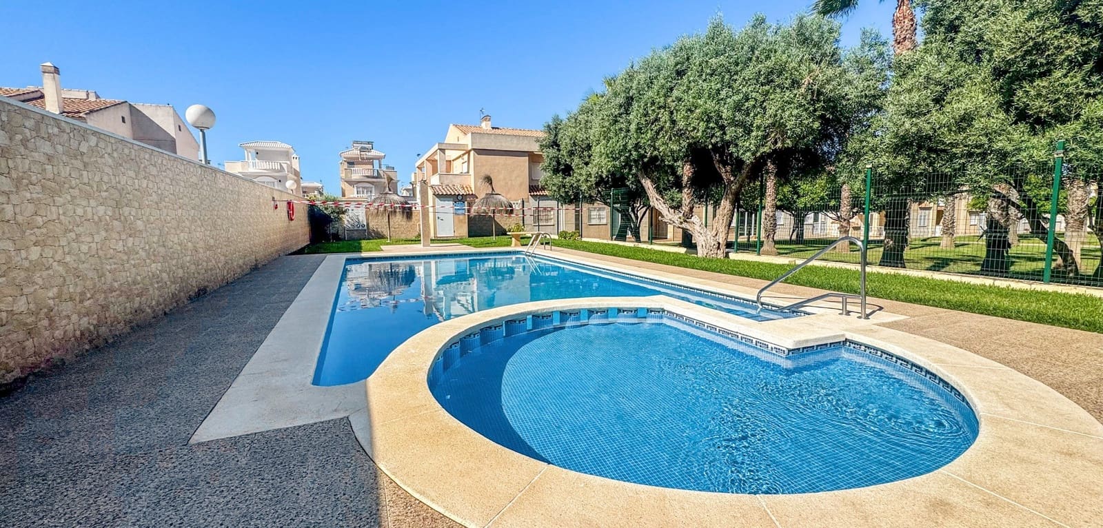 2 chambre Appartement à vendre à Torrevieja avec piscine - 169 900 € (Ref: 9834267)