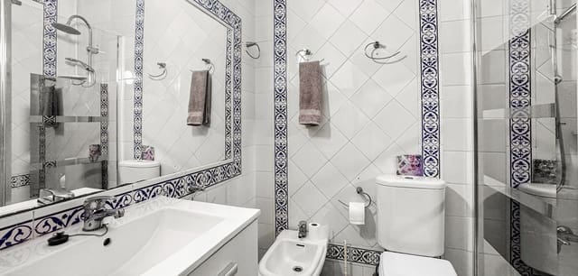 2 chambre Bungalow à vendre à Aguas Nuevas, Torrevieja avec piscine - 169 000 € (Ref: 9838562)